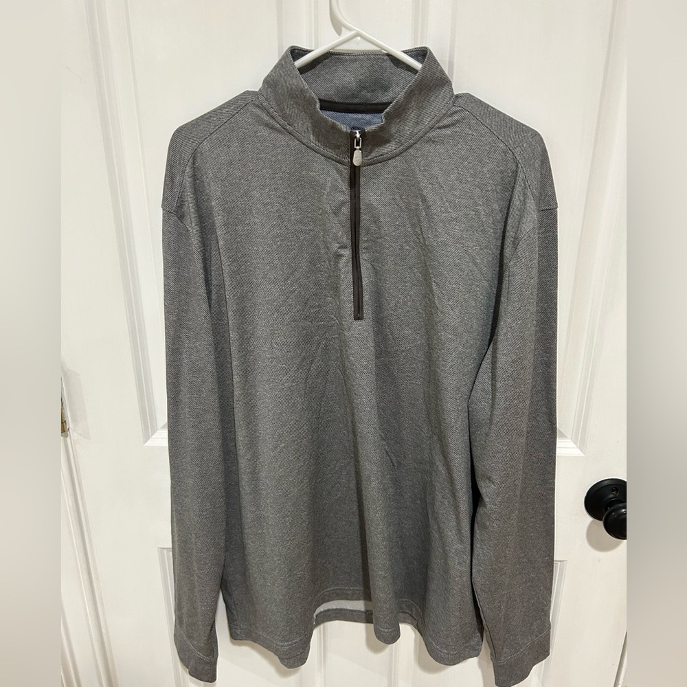 Johnnie O quarter zip XL